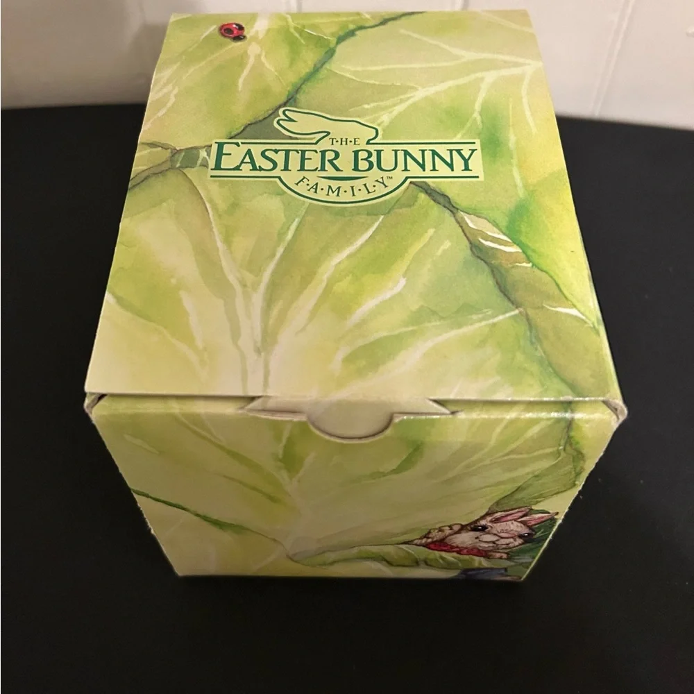 The Easter Bunny Family vintage 1997